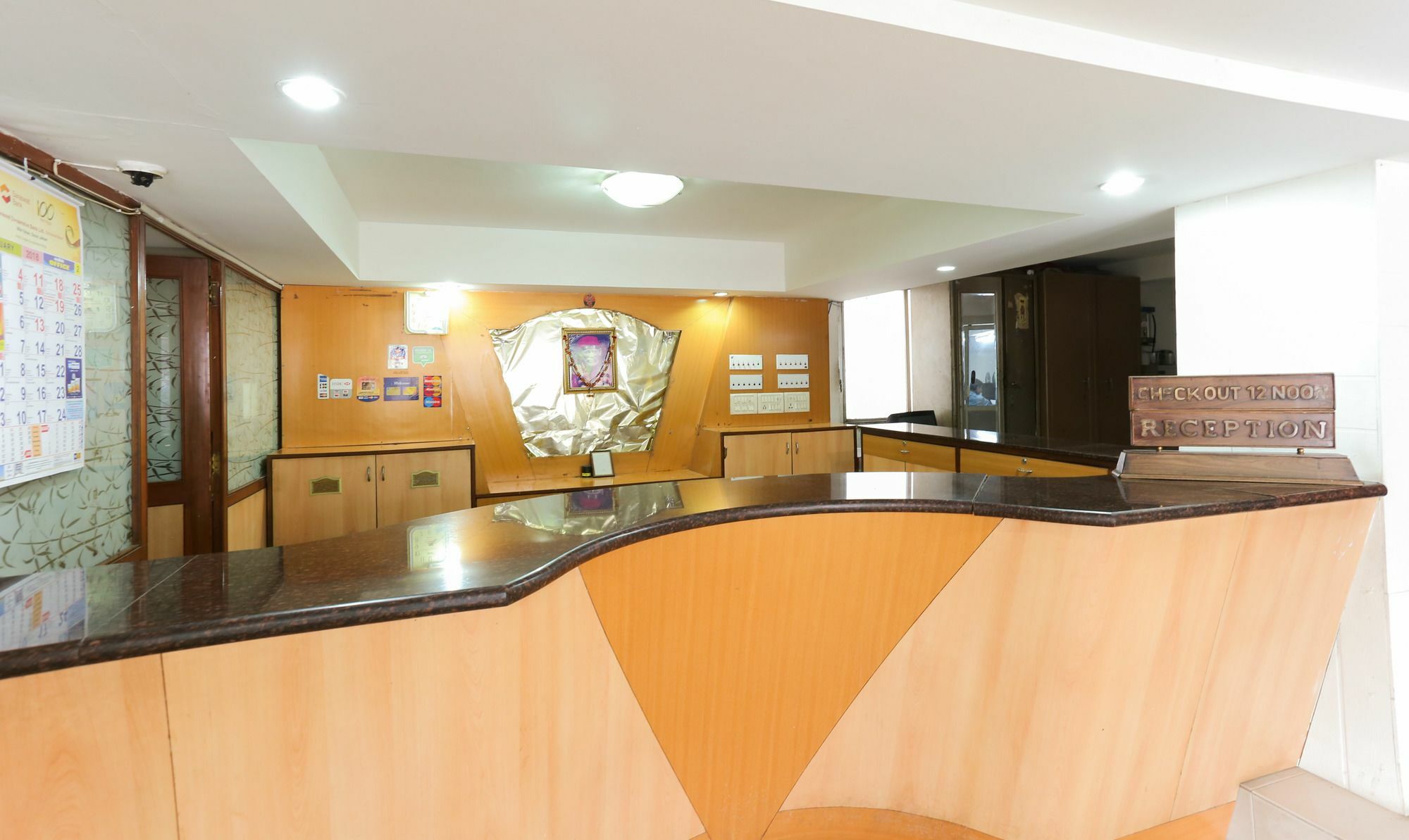 Itsy Hotels Hill View Ex Pune Extérieur photo