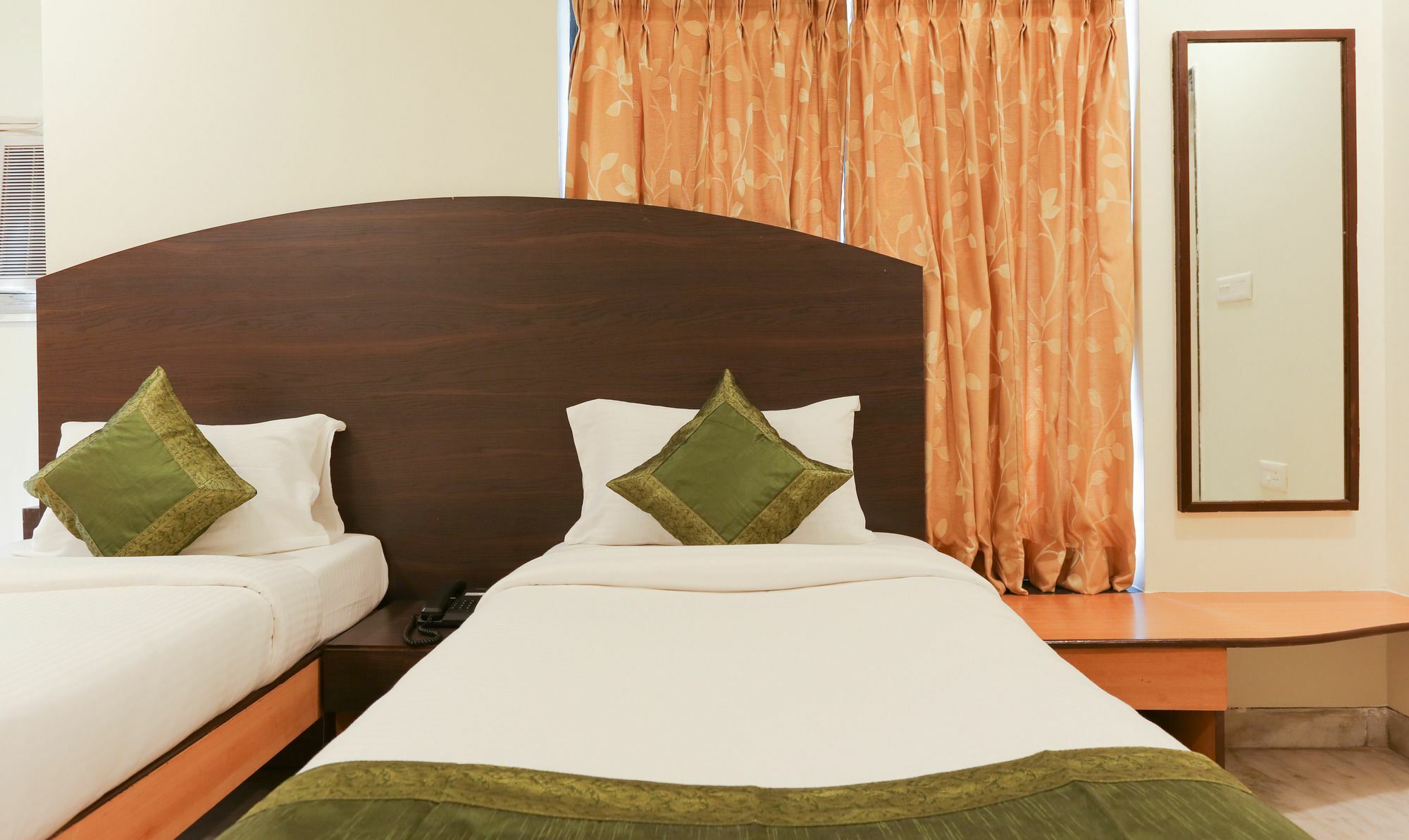 Itsy Hotels Hill View Ex Pune Extérieur photo
